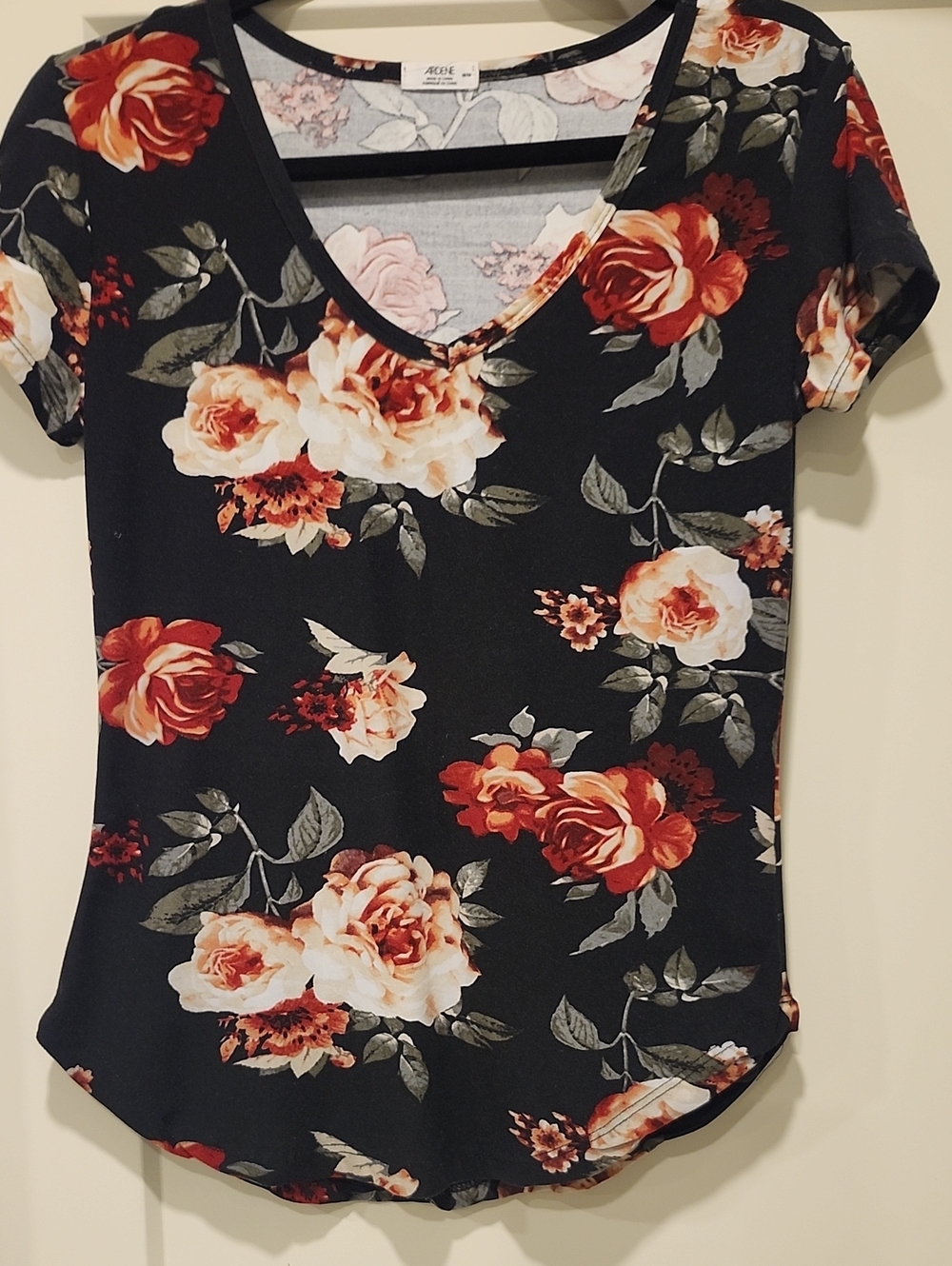 Black V-Neck Short Sleeve Tee with Red & Cream Roses